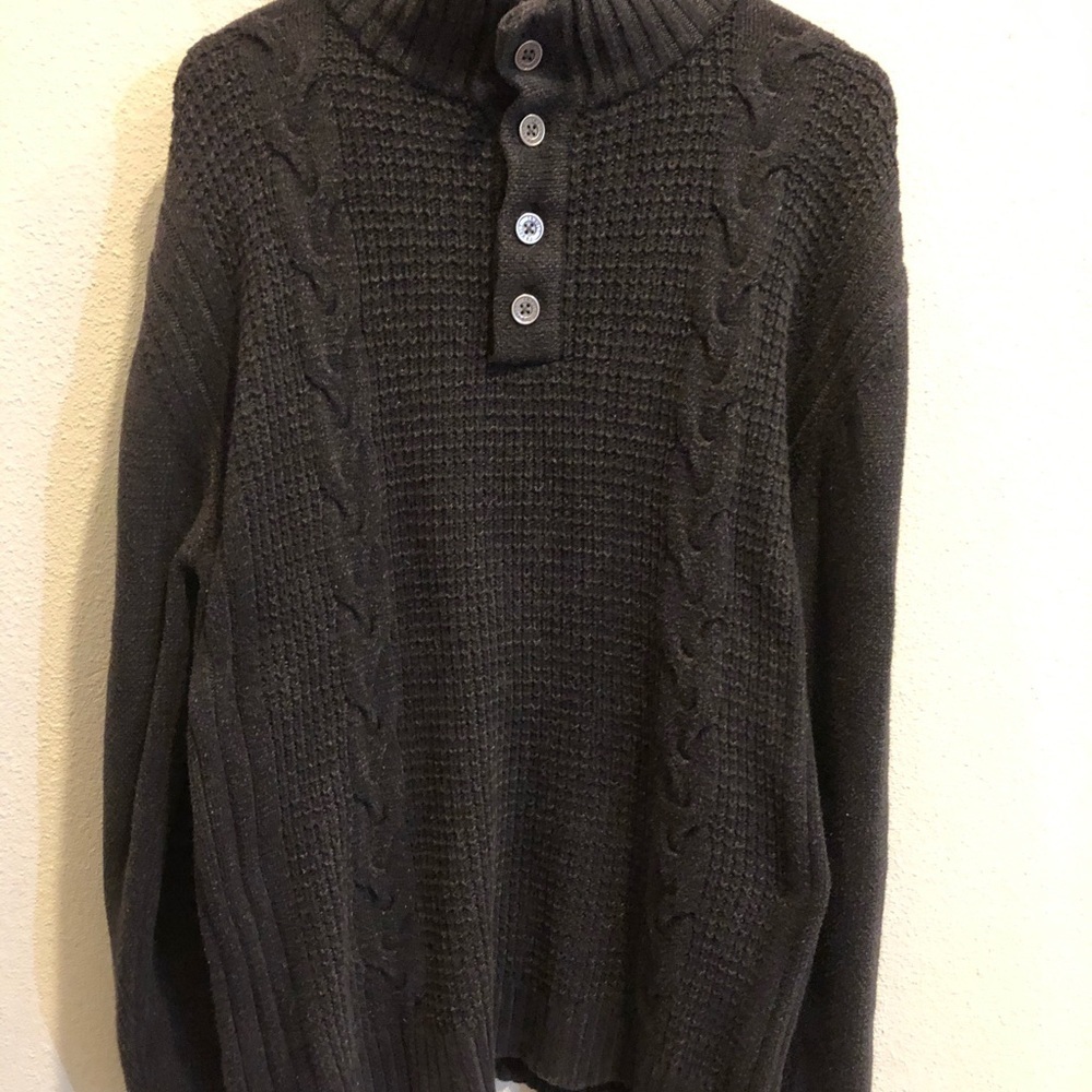 Quarter button down men’s sweater - Picture 2 of 4